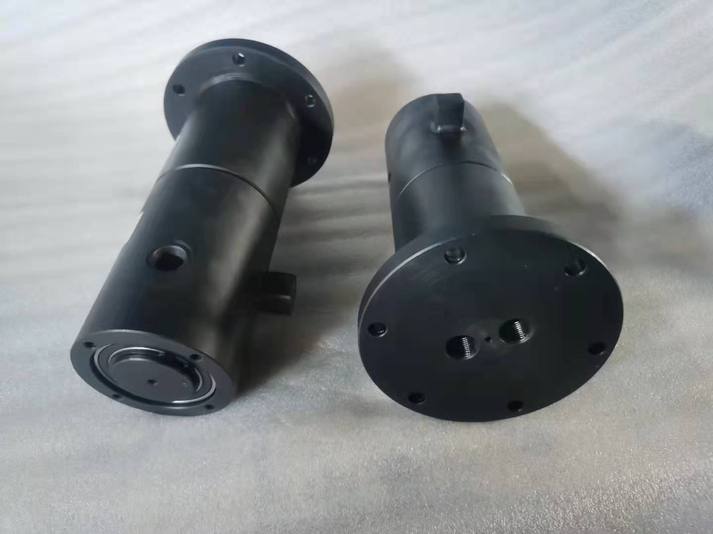 抓木机、抓铁销机旋转接头